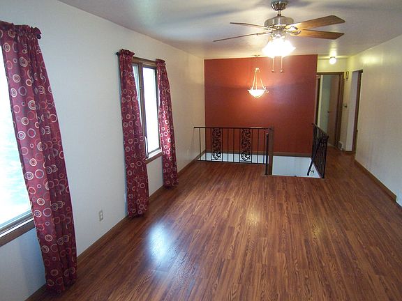2nd image of 3908 Elmdale Ave