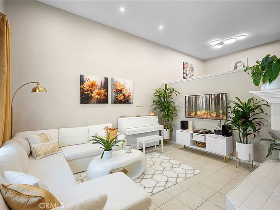 3rd image of 25703 Holiday Cir APT C