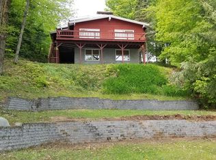 157 Lake Rd, Star Lake, NY 13690