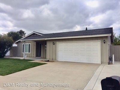 1075 N Grape St N, Escondido, CA, 92026