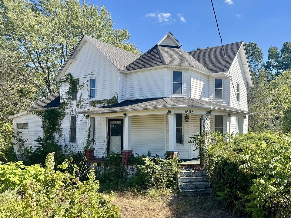 1st image of 1603 S Main St