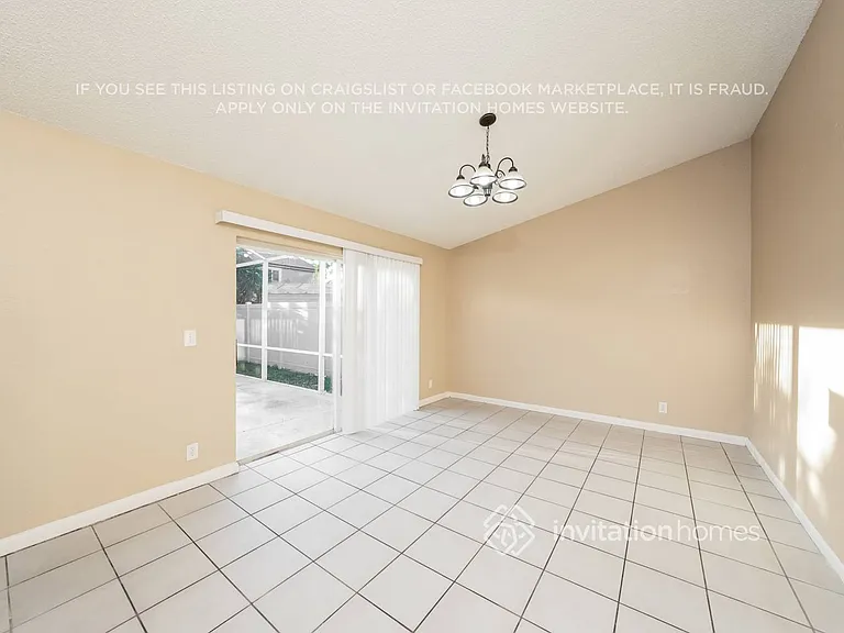 9897 Moss Pond Dr — Photo 6