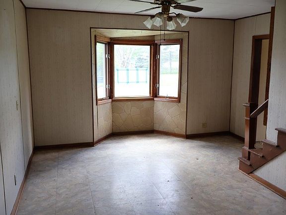 5th image of N3806 6th St