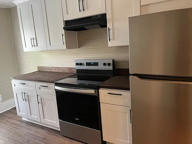 300 E Montgomery St #3 — Photo 2