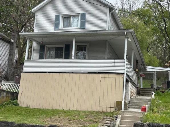 74 Smith Row, Plymouth, PA 18651