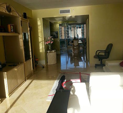 5th image of 17555 Collins Avenue #902