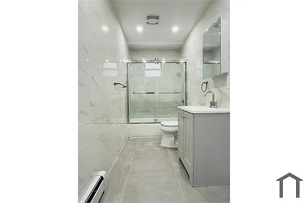 Building Photo - 308 Beach 86th St