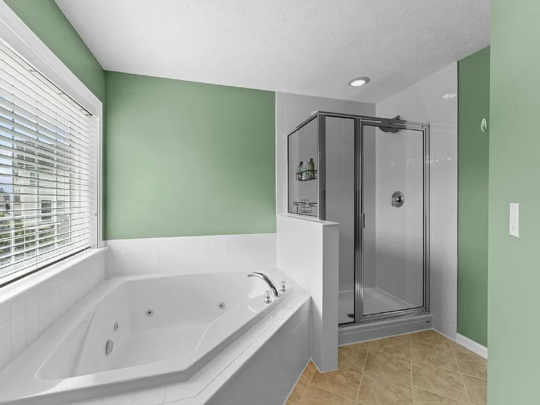 10 Everglades Ln — Photo 35