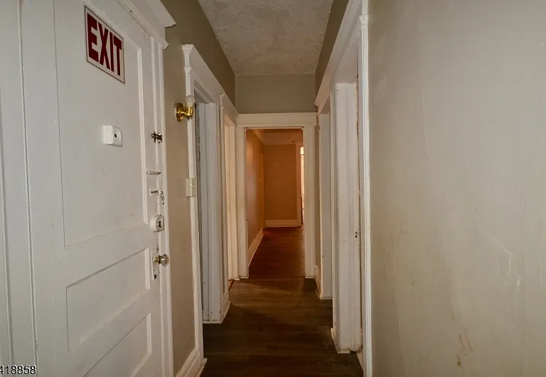 899 S 18th St #1 — Photo 12