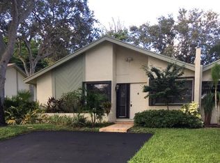 3751 Arelia Dr S, Delray Beach, FL 33445