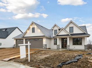 3757 Brookside Dr, Chaska, MN 55318