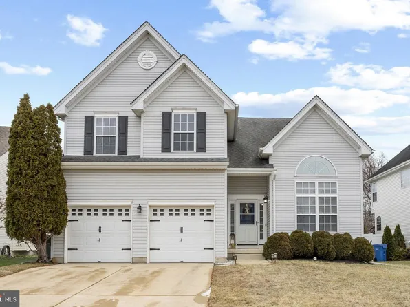 233 Windsor Dr, Woolwich Township, NJ 08085