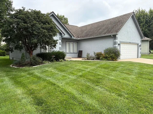 3012 SW 9th Ter, Lees Summit, MO 64081