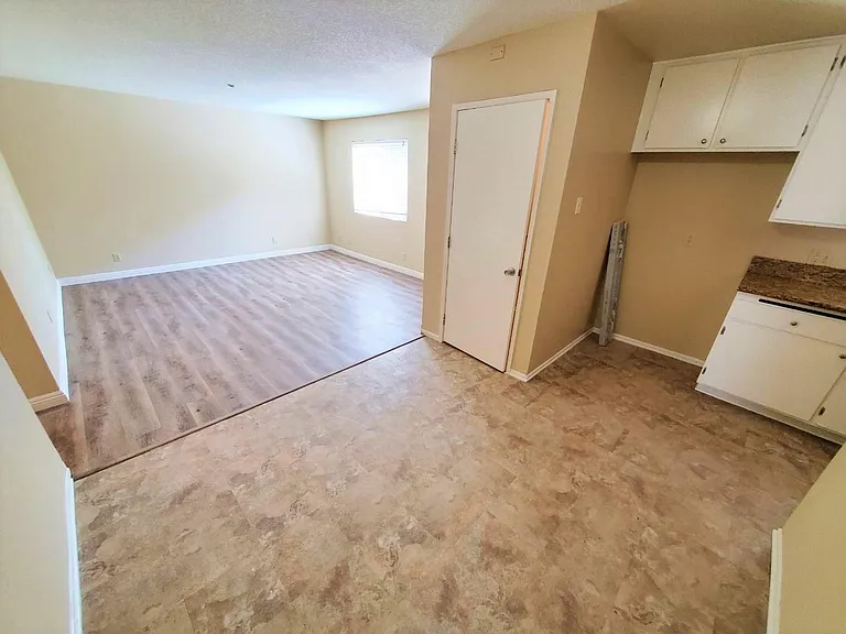 729 S Knott Ave #219 — Photo 6