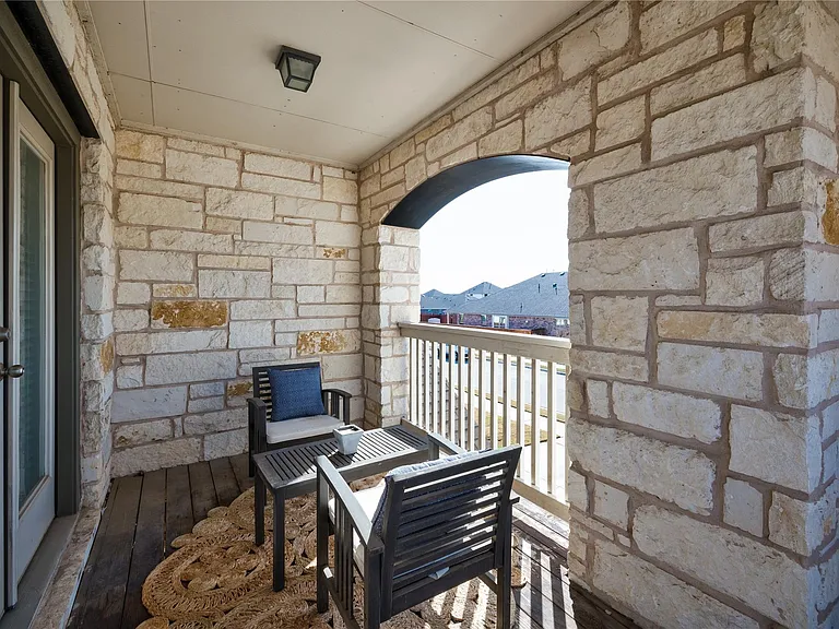 5901 Scenic Lake Dr — Photo 23