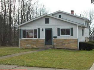 317 Sanderson Ave, Campbell, OH