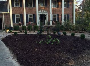 4304 Edgehill Ct, Raleigh, NC 27612