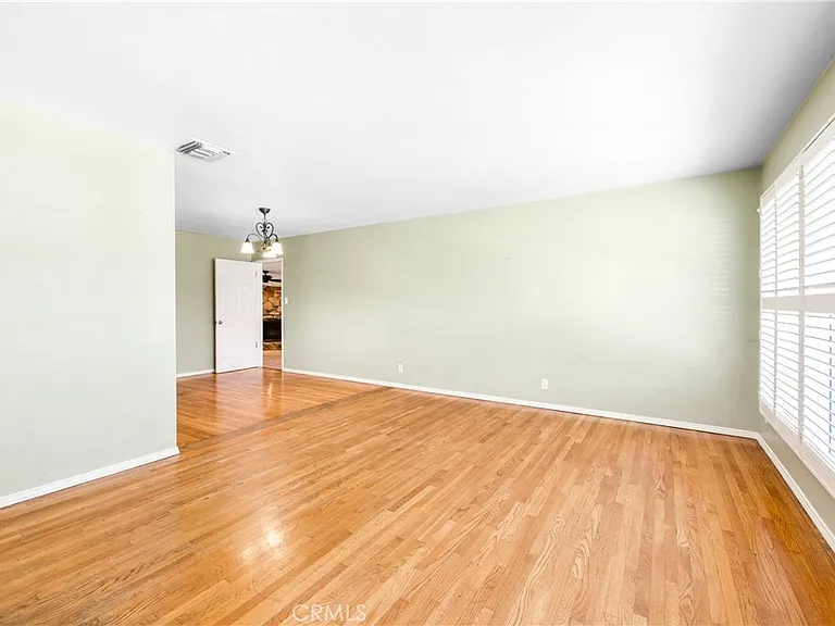1231 E Mayfair Ave — Photo 4