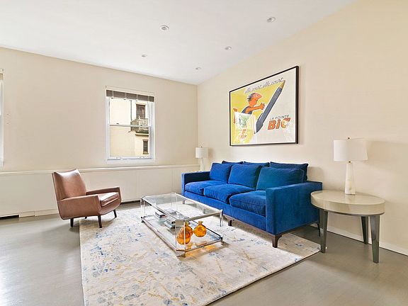 3rd image of 411 W 21st St APT 1