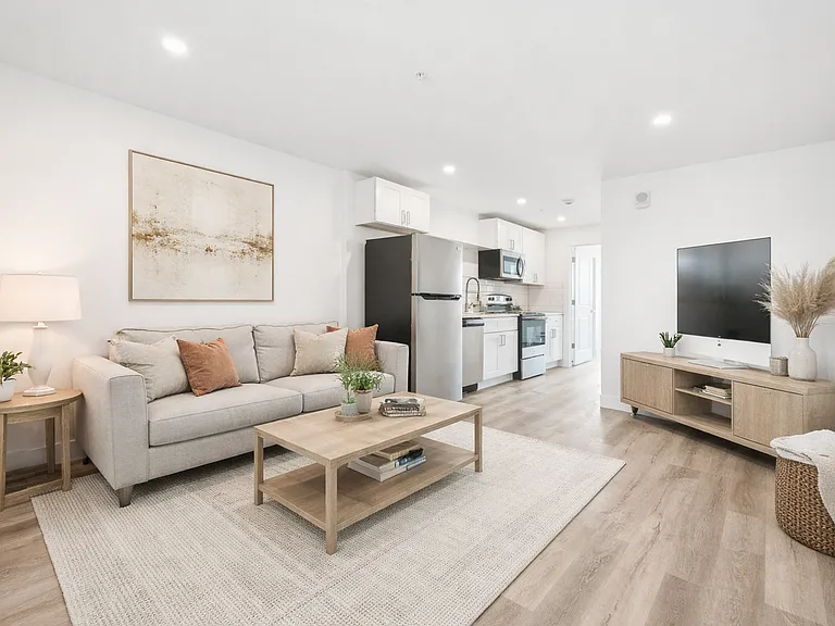 11800 E Colfax — Photo 39