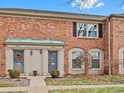 697 Robinwood Dr, Pittsburgh, PA, 15216