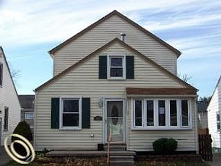 1st image of 888 Lindbergh St