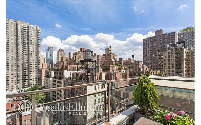 Sold by Douglas Elliman | media 19
