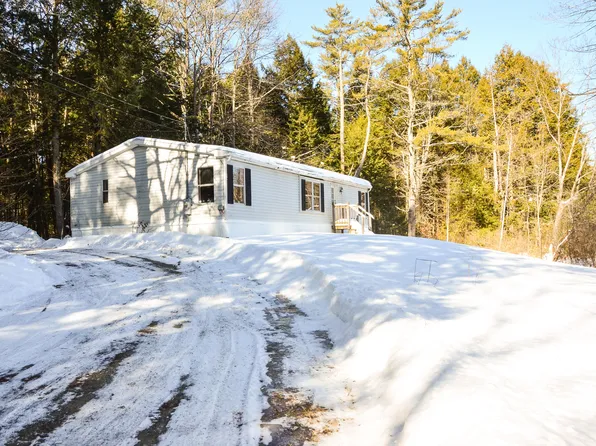 65 Weeks Road, Gardiner, ME 04345