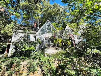 36 Grove Road, N White Plains, NY, 10603