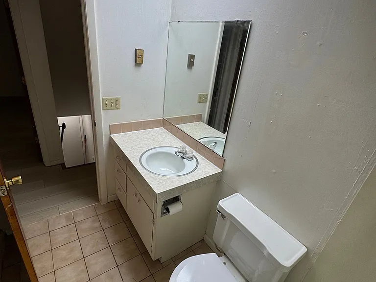 7190 N Roanoke Rd — Photo 13