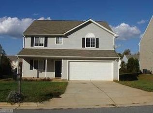 713 Sunmeadow Dr, Browns Summit, NC 27214