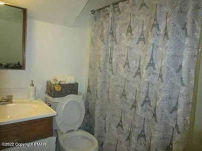 189 Oakenshield Dr — Photo 36