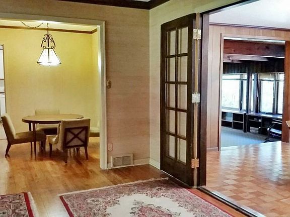 Living, Breakfast, Dining