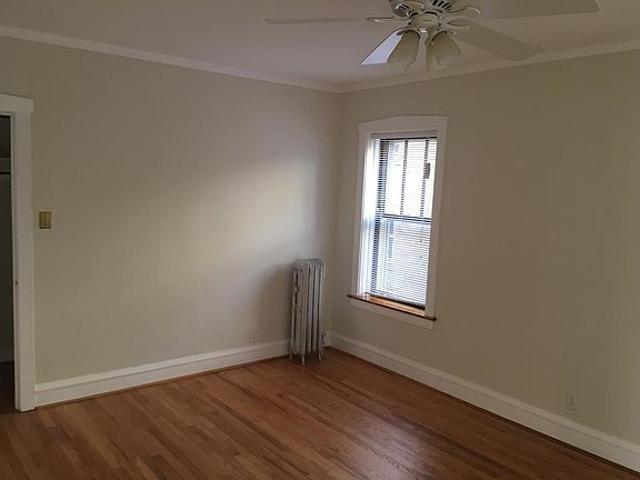 5th image of 2217 W Argyle St #2