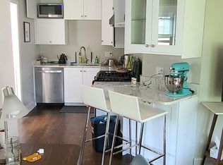 615 Sheridan Rd #3T, Lake Bluff, IL 60044