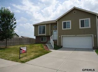 16859 Fowler Ave, Omaha, NE 68116