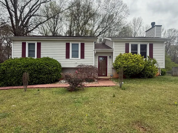 1320 Toonigh Rd, Canton, GA 30115