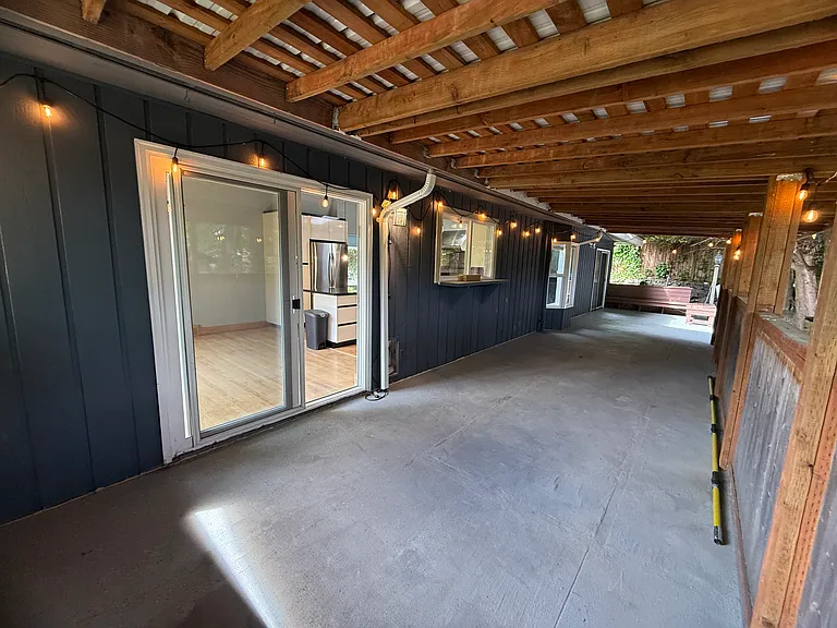 10702 SE 3rd St — Photo 13
