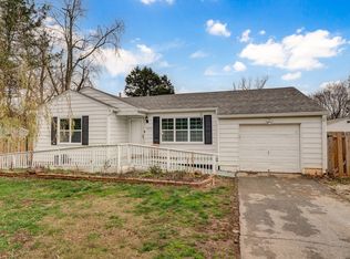 2830 W State St, Springfield, MO 65802