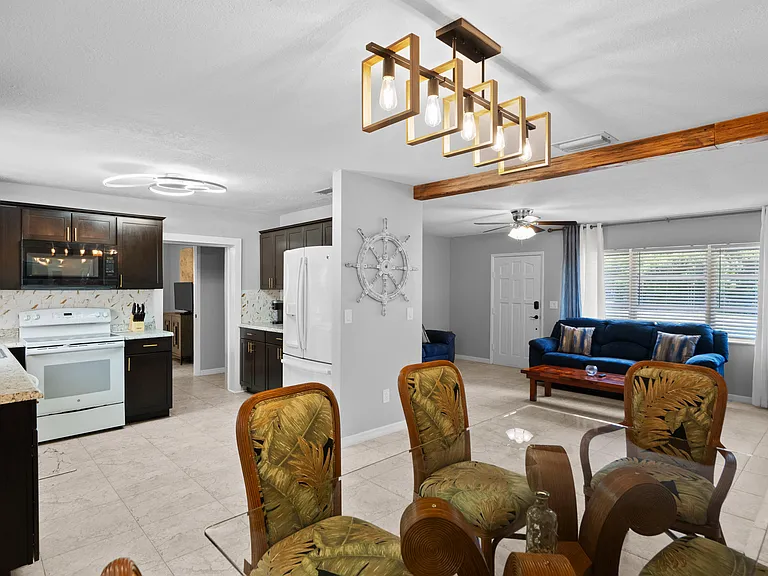4220 Sunrise Blvd — Photo 5