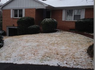 102 Wilson Ln, Staunton, VA 24401