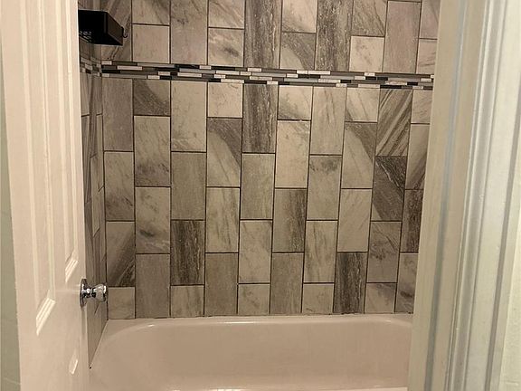 5th image of 384 S Ironton Street #102