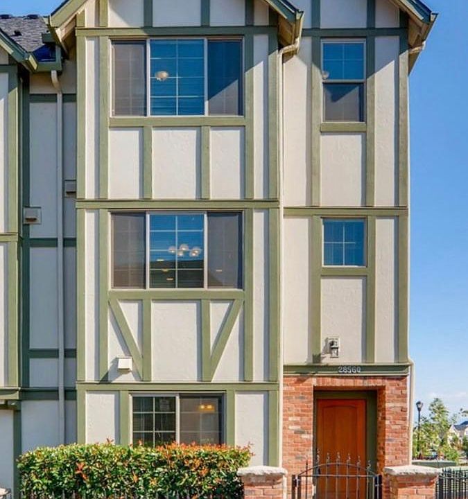 Front of Townhome