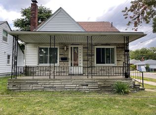 21004 Syracuse Ave, Warren, MI 48091
