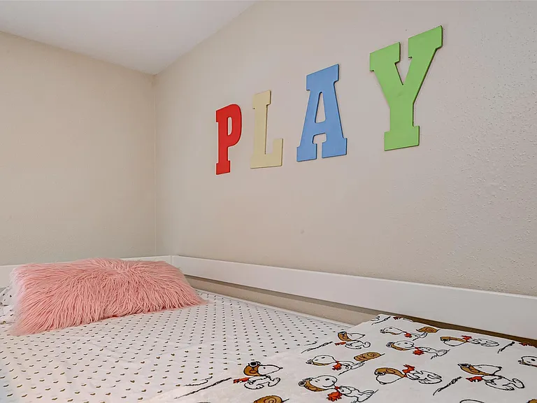3903 Hermitage Hollow Ln — Photo 30