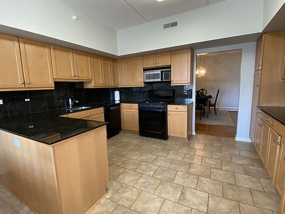 2nd image of 940 Augusta Way APT 211