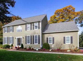 174 Plantation Cir, Norwood, MA 02062