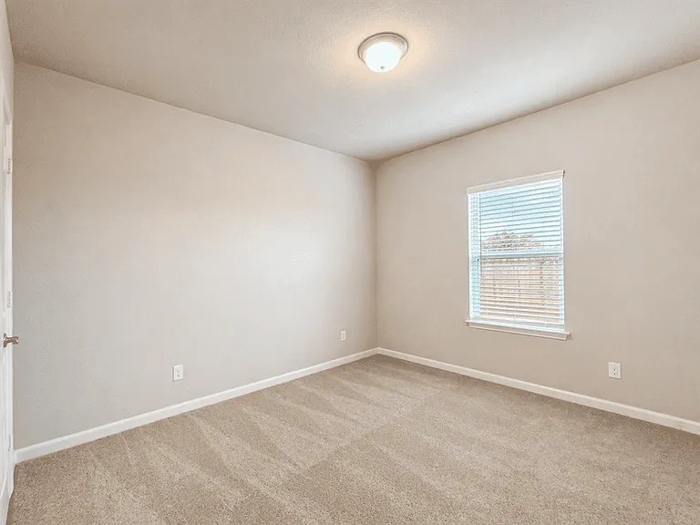 7158 Magnolia Crk #101 — Photo 9