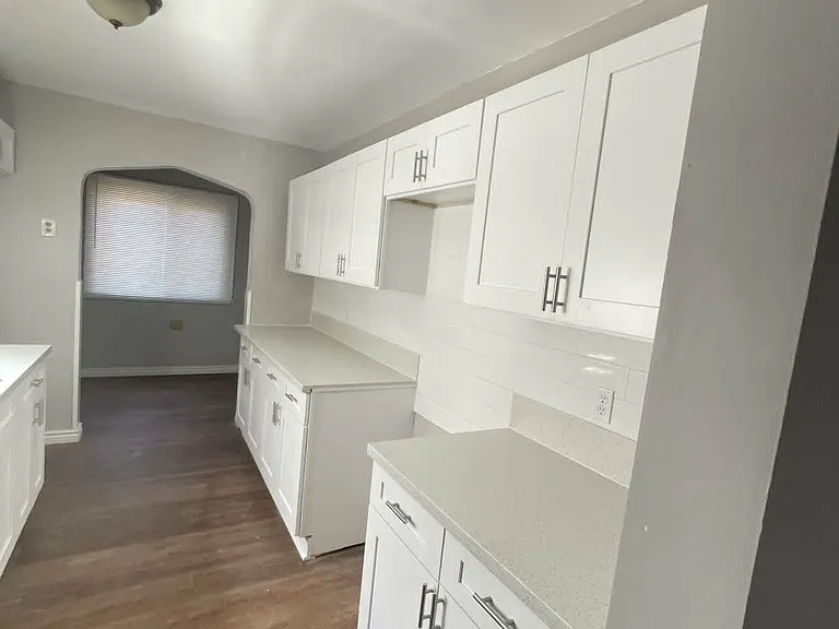 16219 Northlawn St — Photo 7