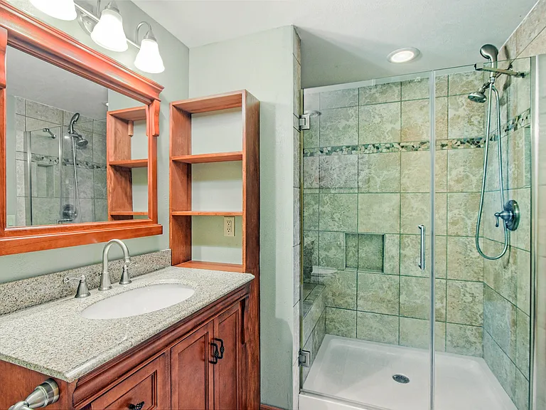 7126 New Washburn Way — Photo 67